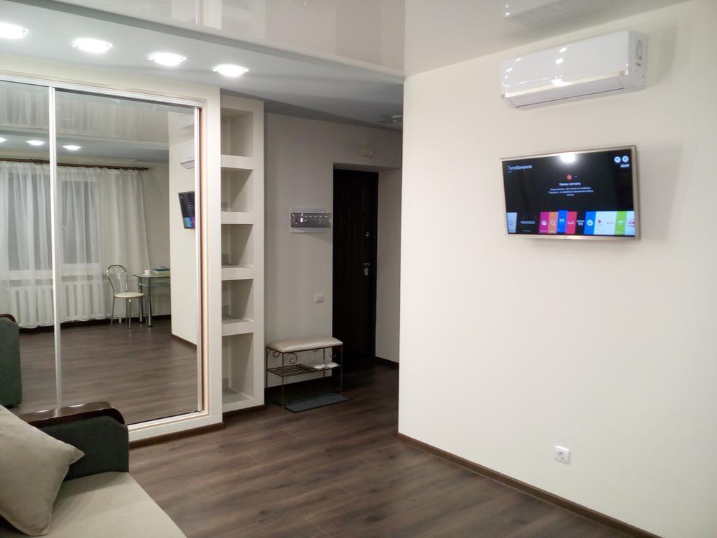 Modern Studio 15 Min To The City Centre Lviv Buitenkant foto